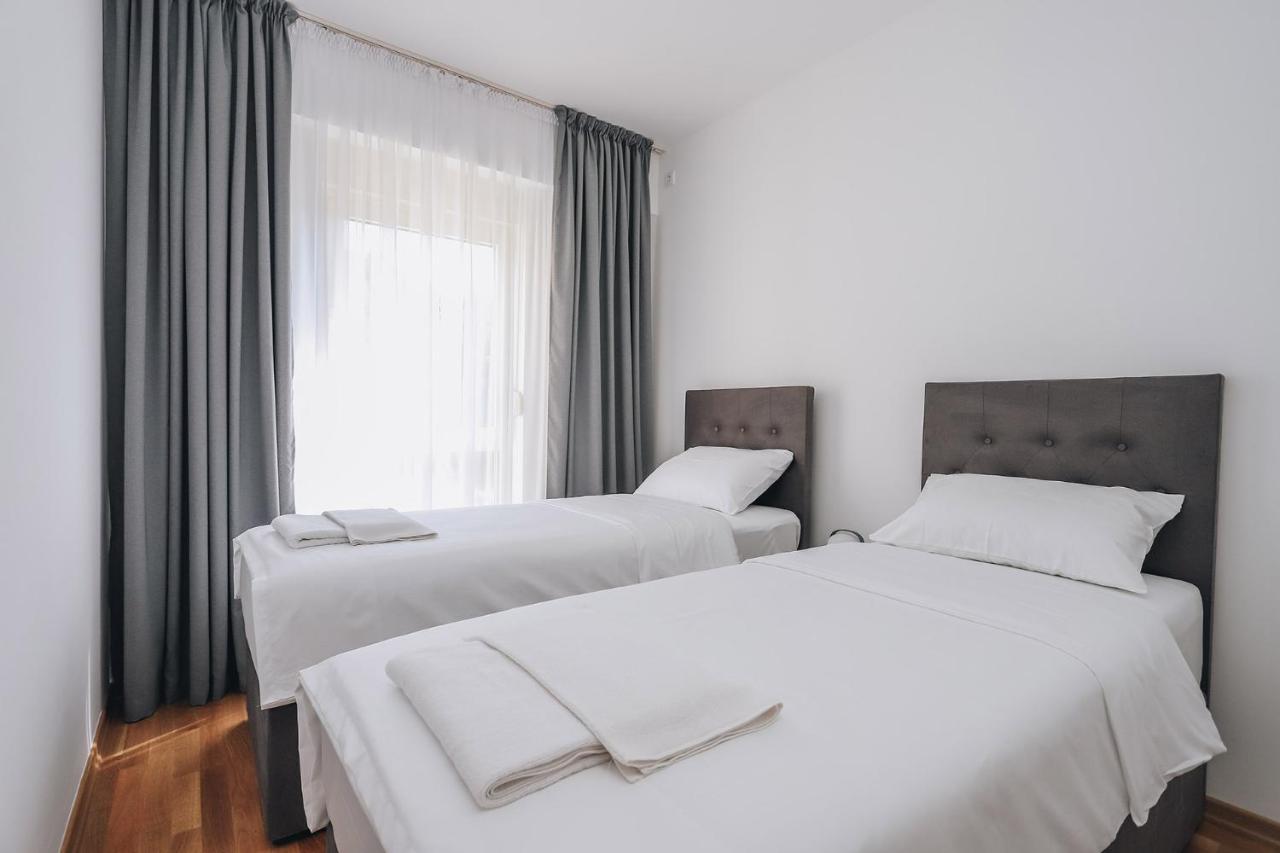Status-M Apartments Бечичі Екстер'єр фото