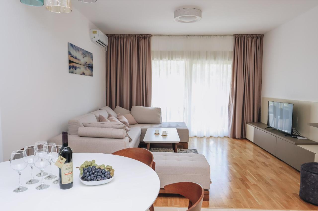 Status-M Apartments Бечичі Екстер'єр фото