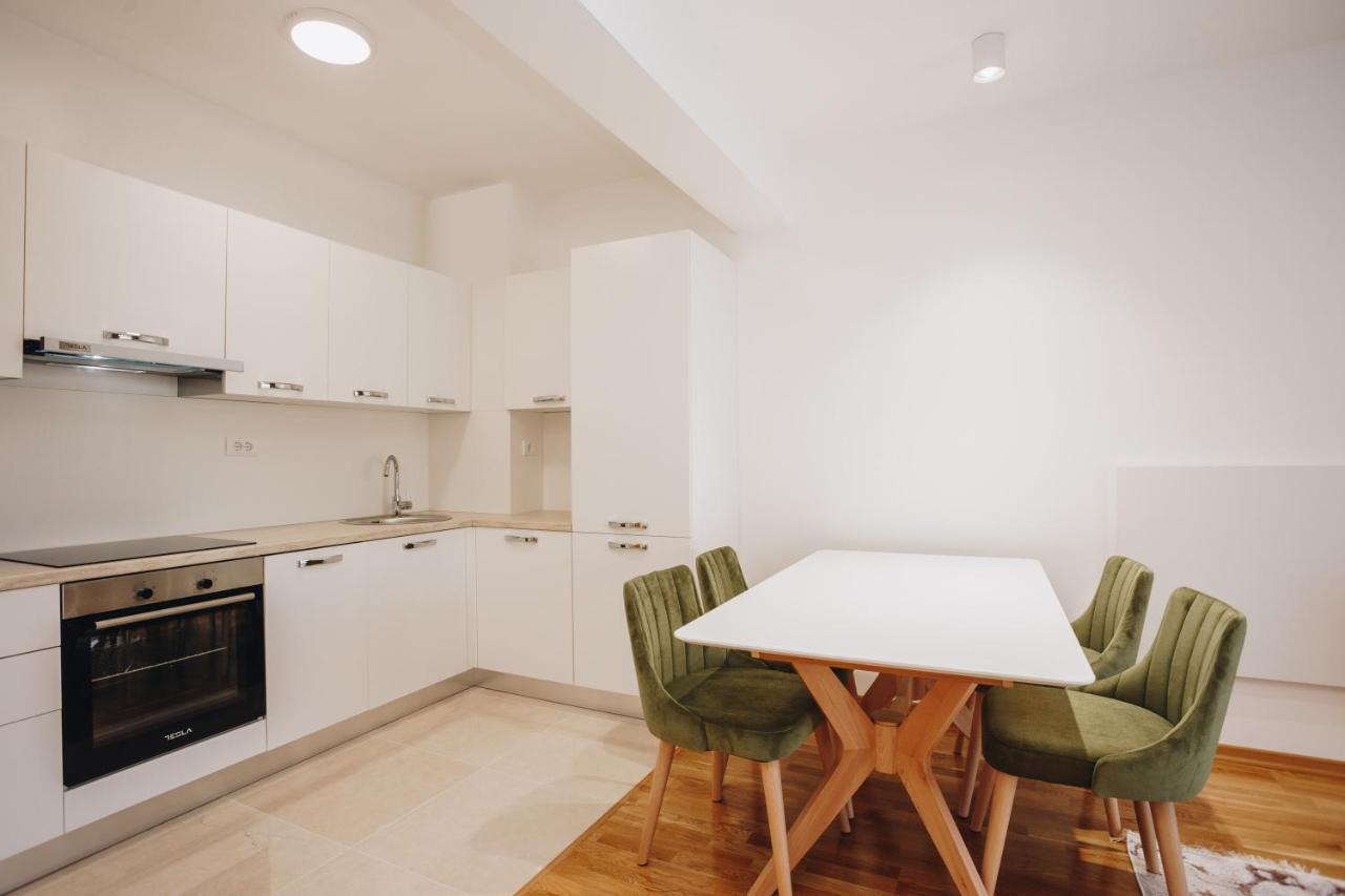 Status-M Apartments Бечичі Екстер'єр фото