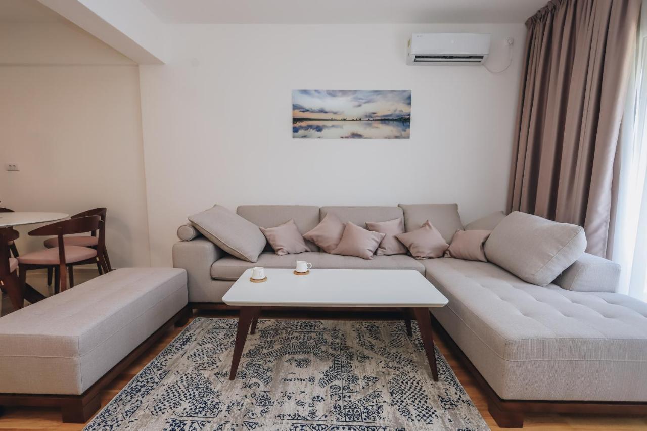 Status-M Apartments Бечичі Екстер'єр фото