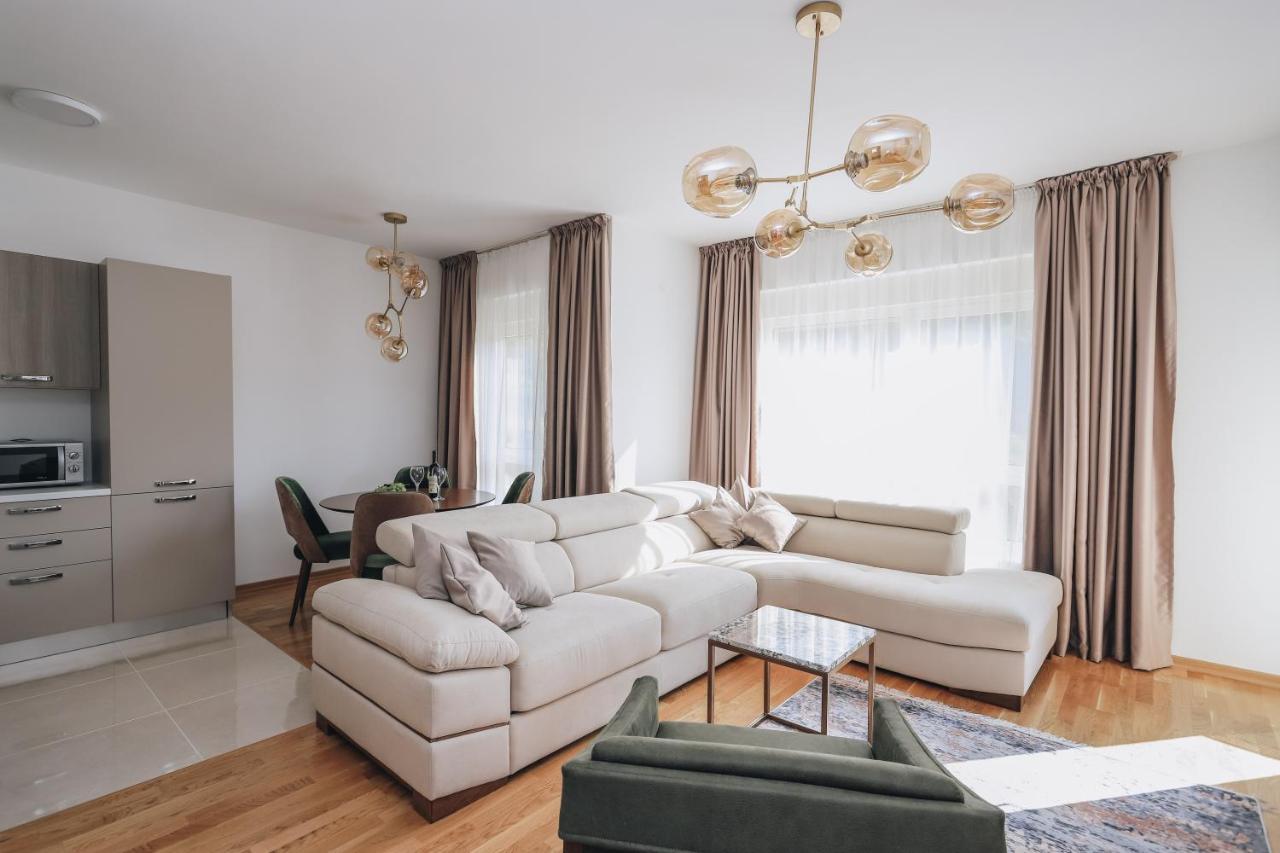 Status-M Apartments Бечичі Екстер'єр фото
