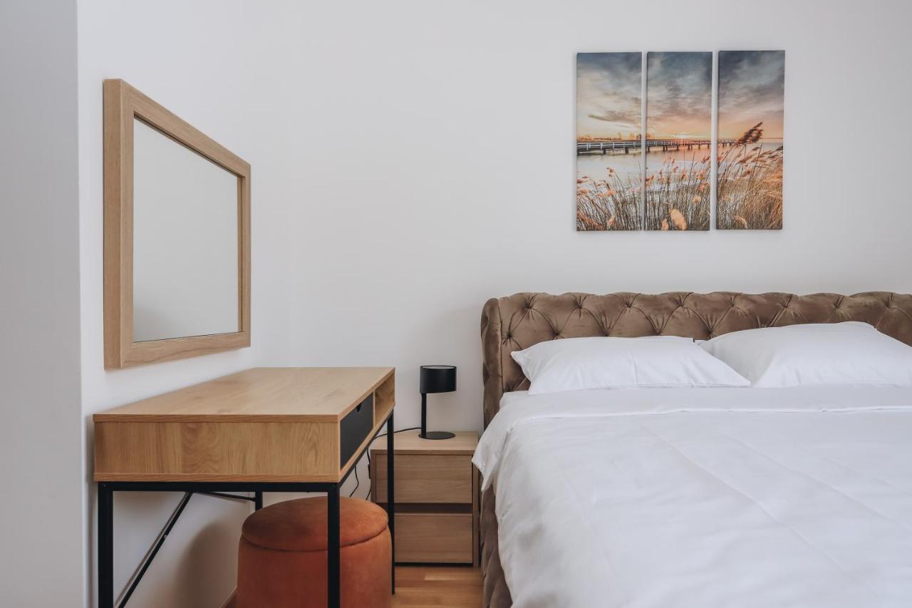 Status-M Apartments Бечичі Екстер'єр фото