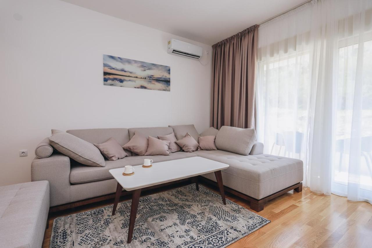 Status-M Apartments Бечичі Екстер'єр фото