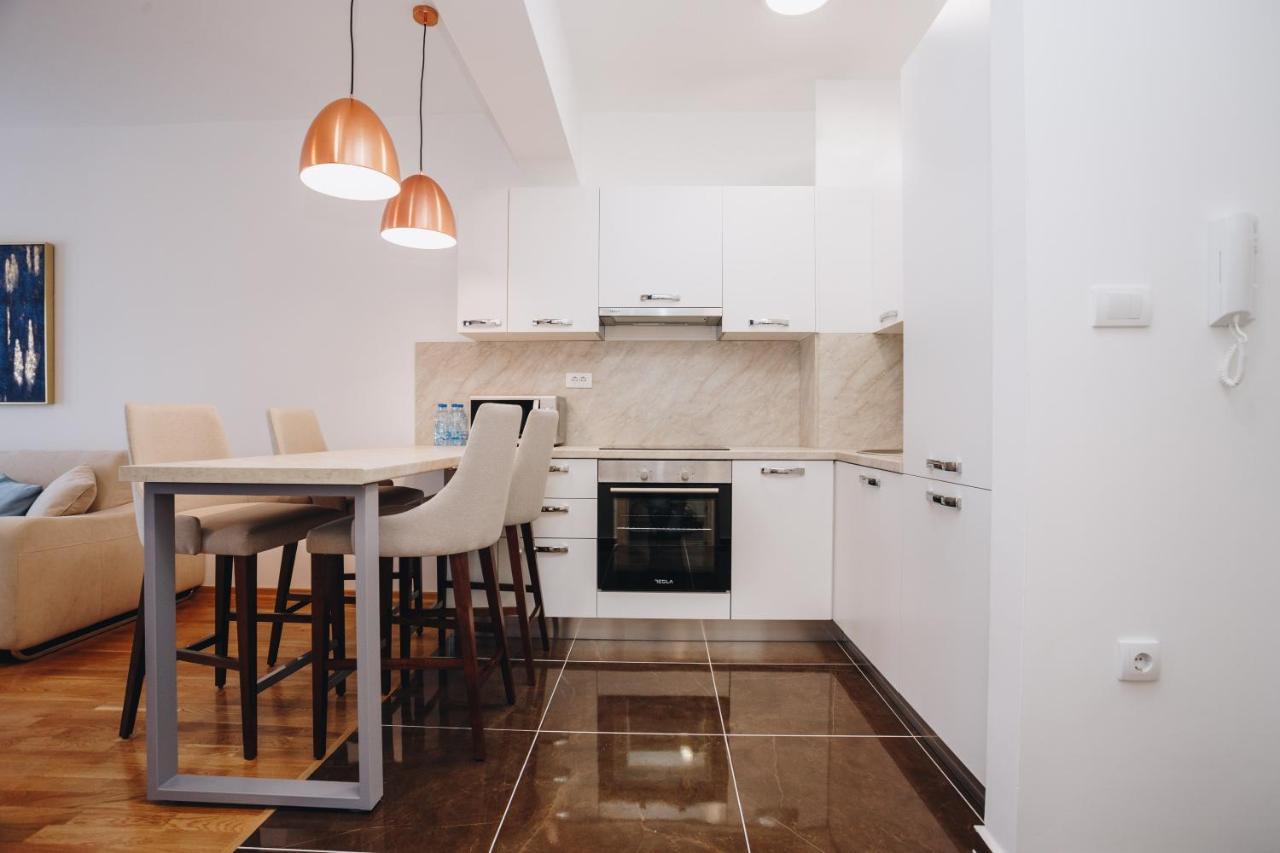 Status-M Apartments Бечичі Екстер'єр фото