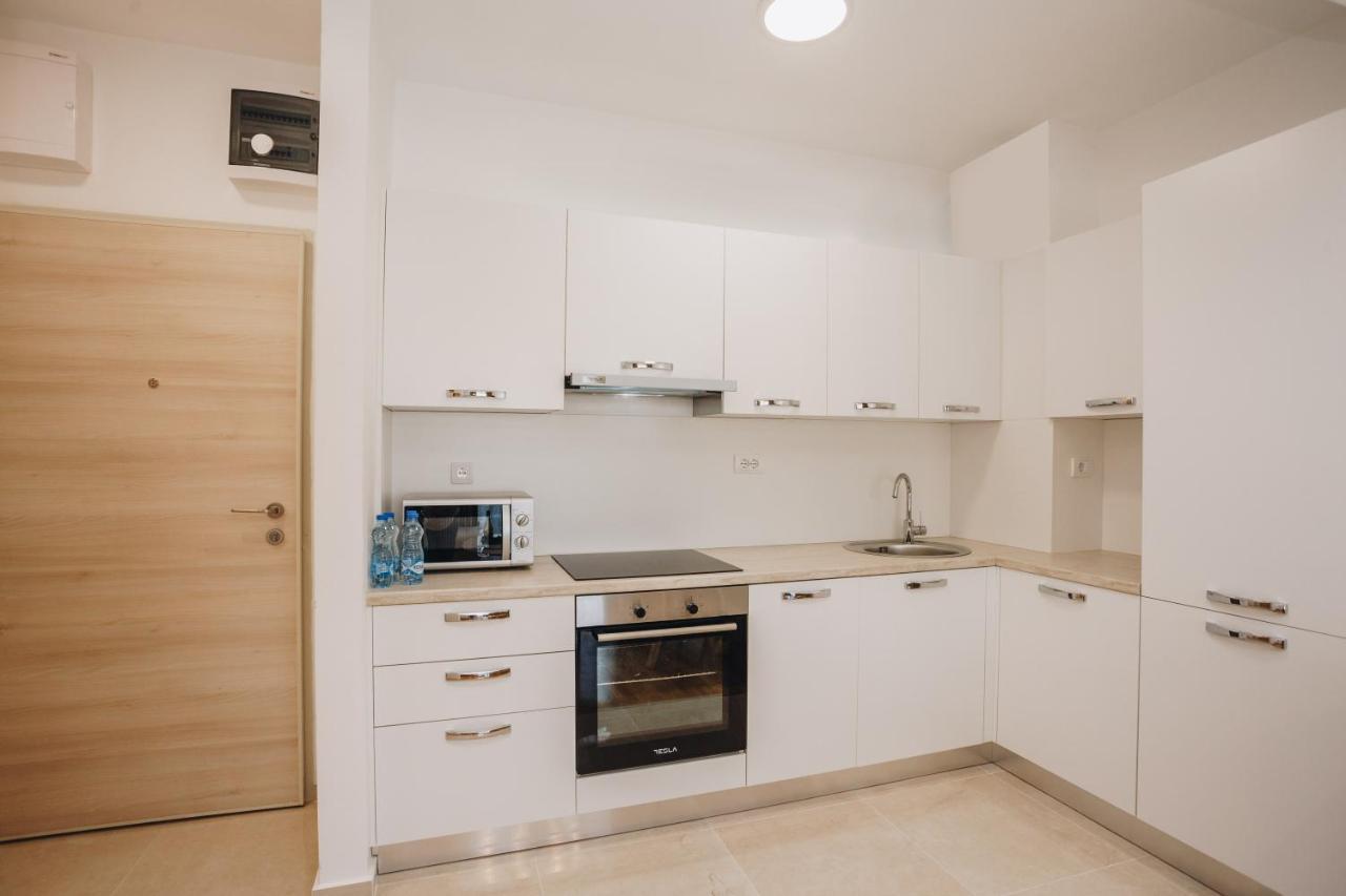 Status-M Apartments Бечичі Екстер'єр фото