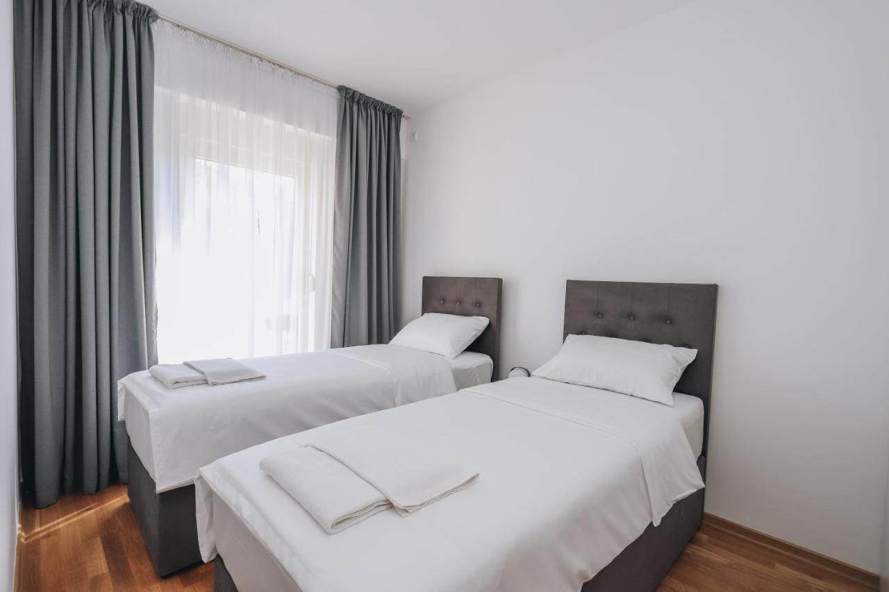 Status-M Apartments Бечичі Екстер'єр фото